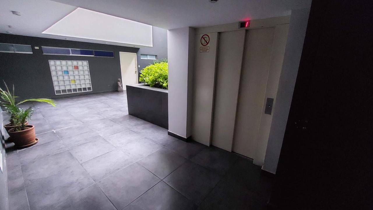 Confortable And Functional Apartment In Miraflores ! Lima Luaran gambar
